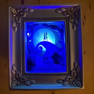 DISNEY JACK & SALLY EMBRACE ART BOX LIGHTS UP TIM BURTON’S NIB ZERO